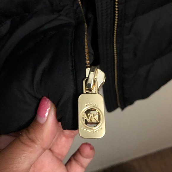 Michael Kors Black warm down jacket - Picture 8 of 16
